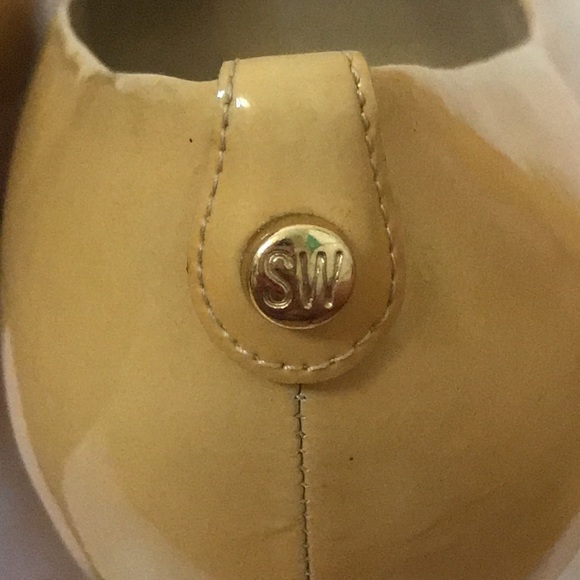 Stuart Weitzman nude patent leather platform heel - Picture 5 of 11